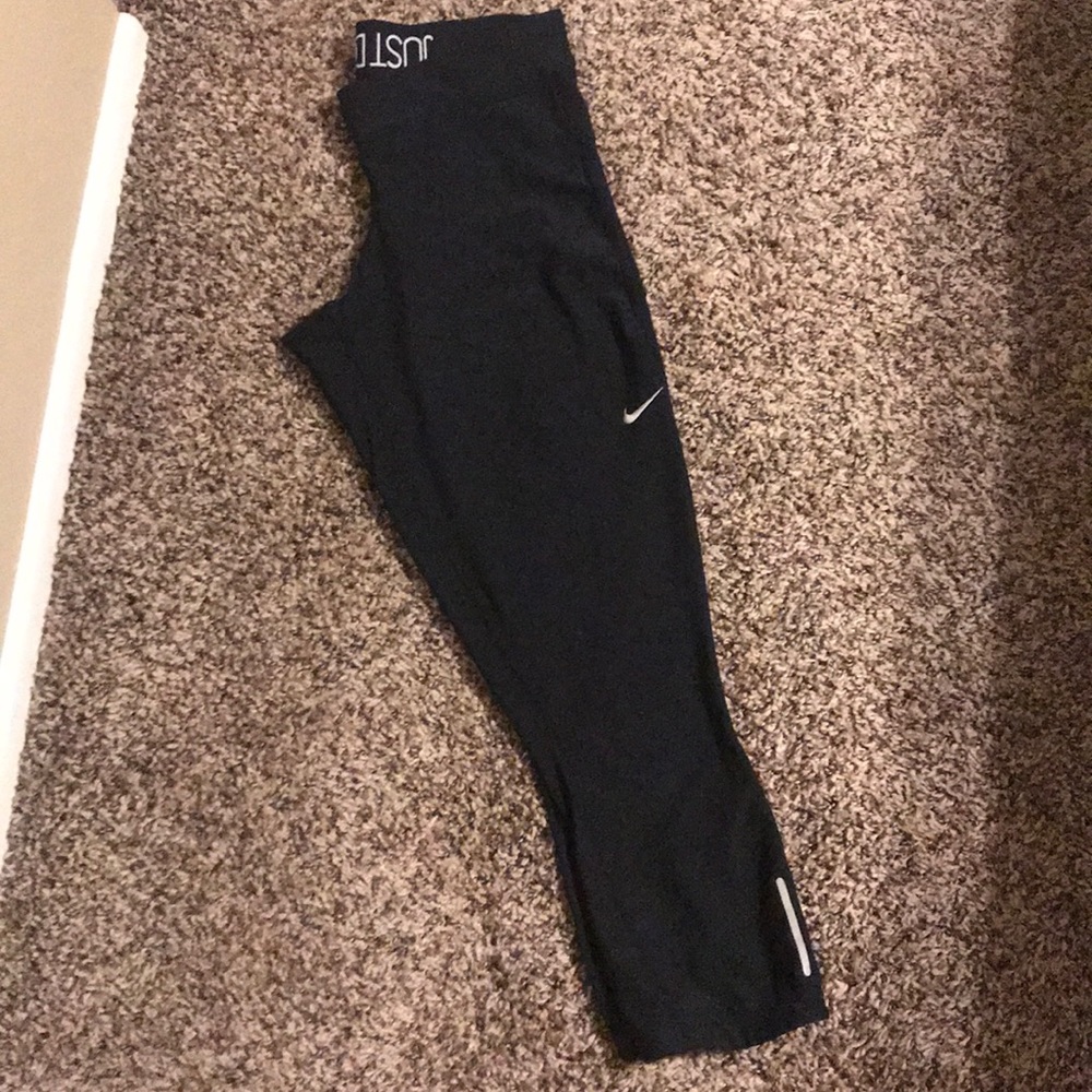 Nike capris